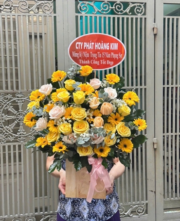 shop hoa tuoi phuong hoanh bo quang ninh giao hoa tan noi uy tin