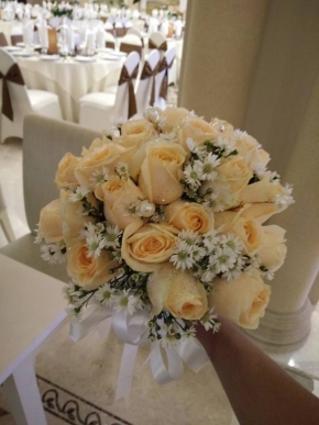 bo hoa cuoi cam tay co dau 01