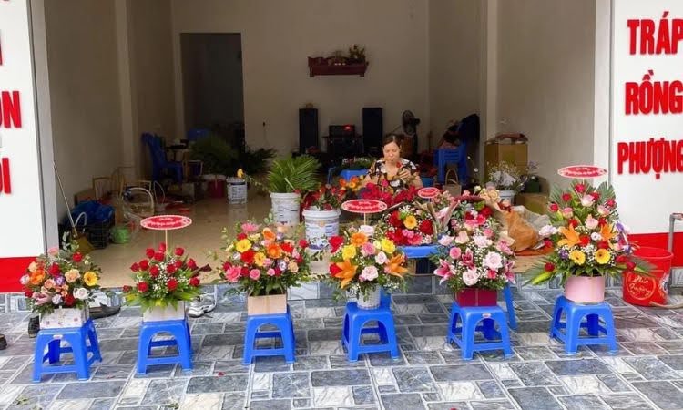 Tiệm Hoa Tháng 9